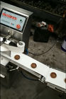 Máquina que encrusta automática para la mantequilla Mochi/la goma de la haba roja
